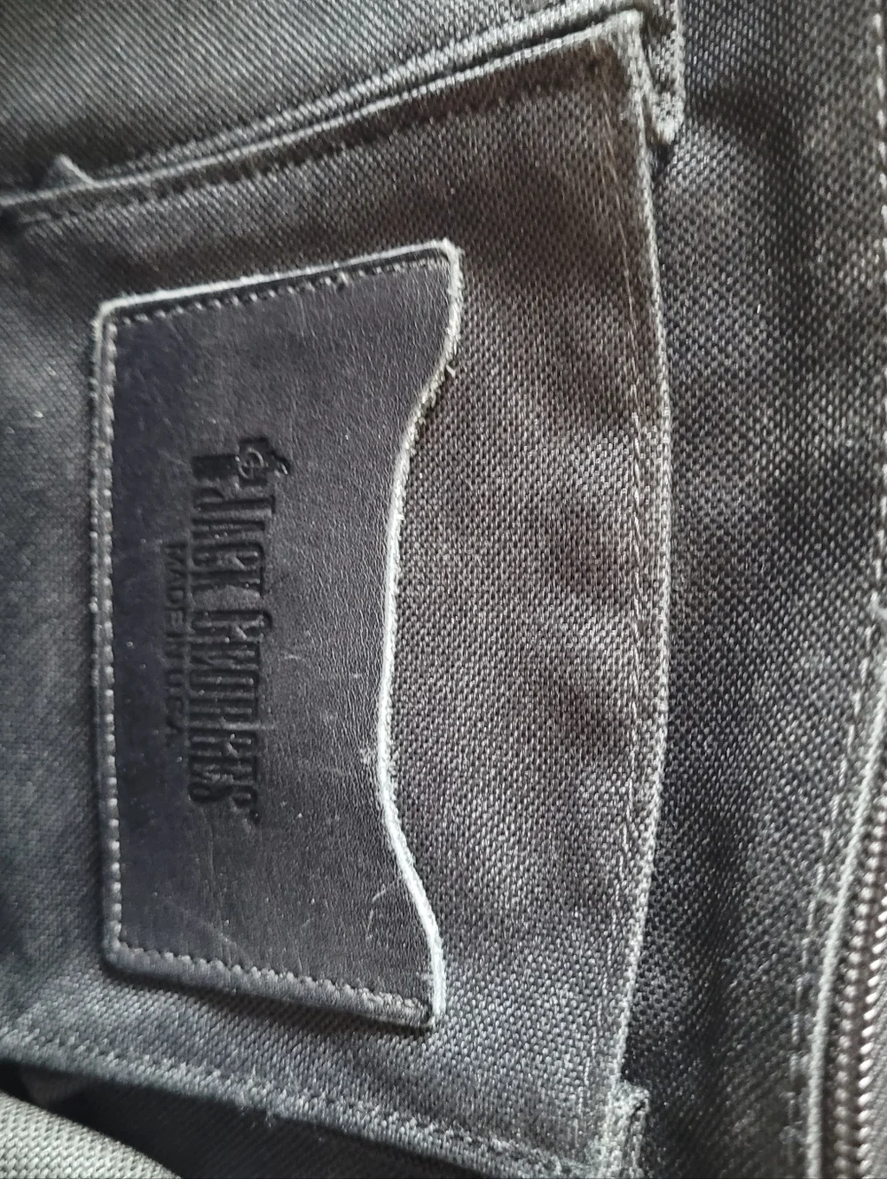 Jack Georges Classic Black Men's Shoulder Bag - Sleek Professional Carry